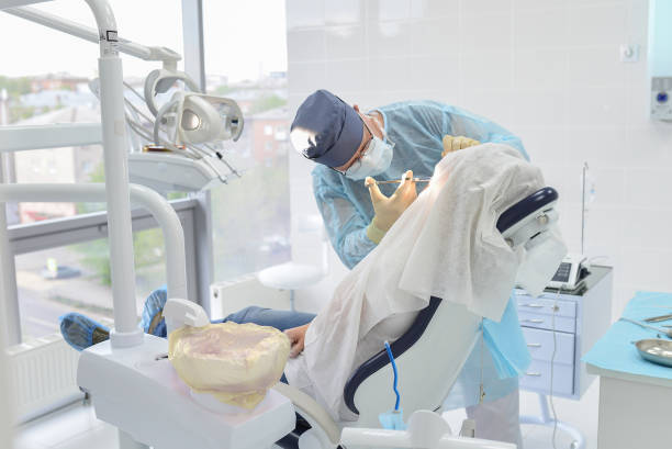 Best Emergency Tooth Extraction  in Maysville, OK